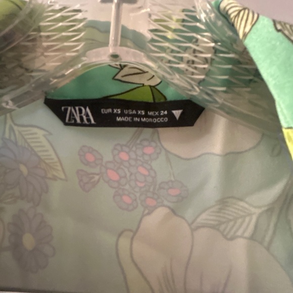 Dress - Picture 3 of 6